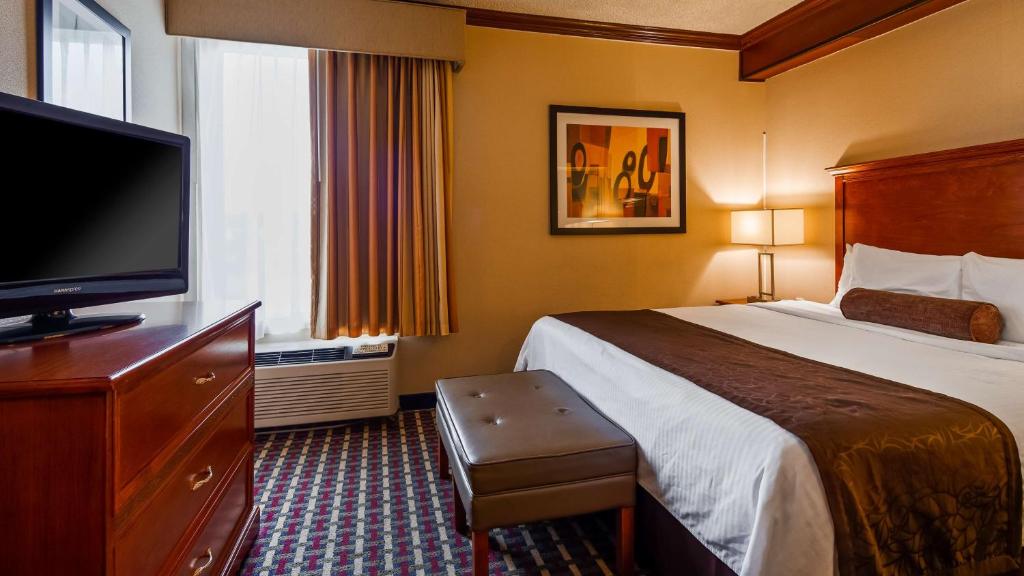 Best Western Fort Washington Inn - image 4
