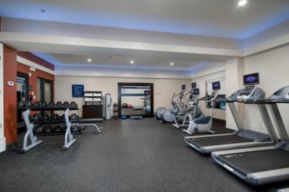 Hampton Inn & Suites Fort Worth-Fossil Creek - image 3