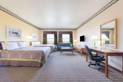 Super 8 by Wyndham Fort Worth North/Meacham Blvd - image 5