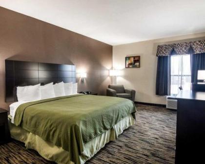 Days Inn by Wyndham Fort Worth North / Fossil Creek - image 4