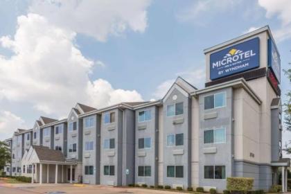 microtel Inn  Suites by Wyndham Ft. Worth NorthAt Fossil Texas