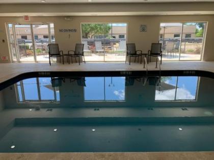 Fairfield by Marriott Inn & Suites Fossil Creek - image 2