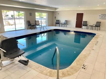Fairfield by Marriott Inn & Suites Fossil Creek - image 3