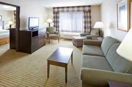 Holiday Inn Express Hotel and Suites Fort Worth/I-20 - image 5