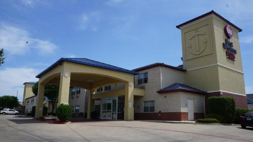 Best Western Plus Lake Worth - image 5