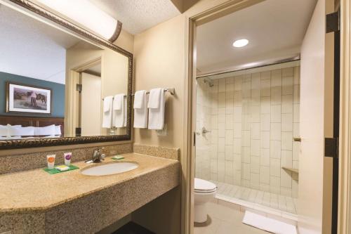 Hyatt Place Fort Worth Stockyard - image 2