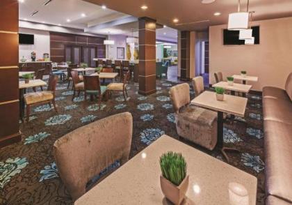 La Quinta by Wyndham Fort Worth Eastchase - image 3