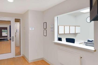 WoodSpring Suites Fort Worth Forest Hill - image 5