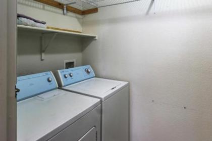 Fort Worth Family Home Easy Access to Attractions - image 5