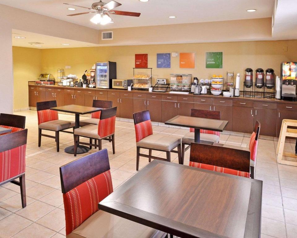 Comfort Inn Fountain Hills - Scottsdale - image 6
