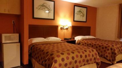 Americas Best Value Inn Foxboro - image 13