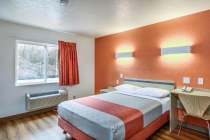 Motel 6-Framingham MA - Boston West - image 21