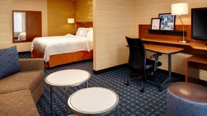 Fairfield Inn by Marriott Frankenmuth - image 3