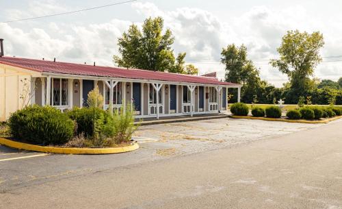 Knights Inn Franklin/Middletown - image 6