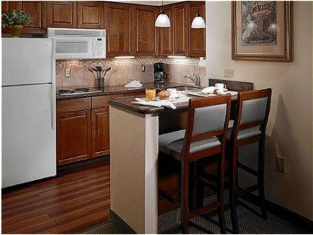 Staybridge Suites Milwaukee Airport South an IHG Hotel - image 3