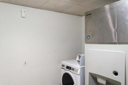 Motel 6 Franklin Oh - image 13