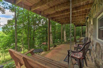 Rustic Lower-Level Apt - 6 Mi to Franklin!
