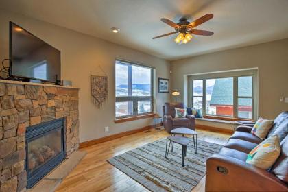 Large Home with Great Views and Room for 2 Families! - image 15