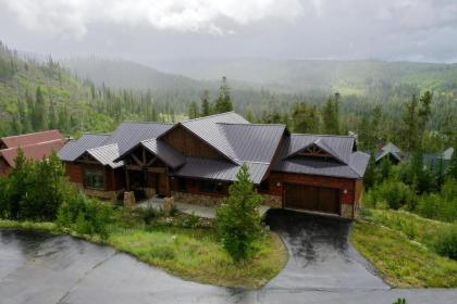 Timber Top Luxury Villa Near Resort - Hot Tub & Amazing Views - FREE Activities & Equipment Rentals Daily