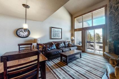 mountain memories Condo Fraser