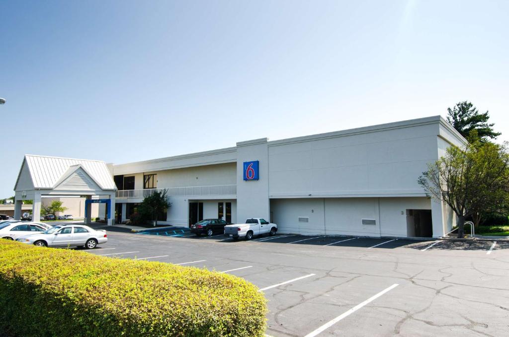 Motel 6-Frederick MD - Fort Detrick - main image