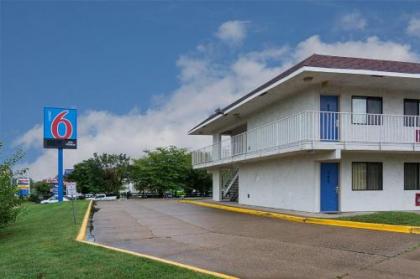 Motel 6 Fredericksburg Va - North - image 5