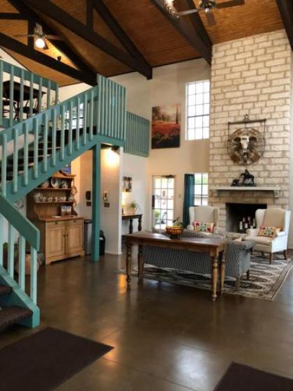 Windcrest Inn And Suites Fredericksburg Tx 78624