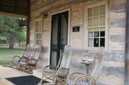 Full Moon Inn - image 3