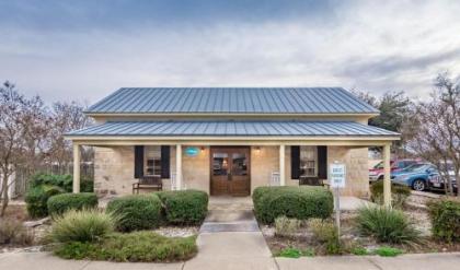 Country houses in Fredericksburg Texas