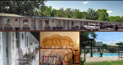Country Inn & Cottages Motel - image 3
