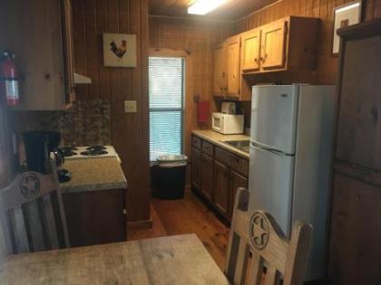 Walnut Canyon Cabins - image 4