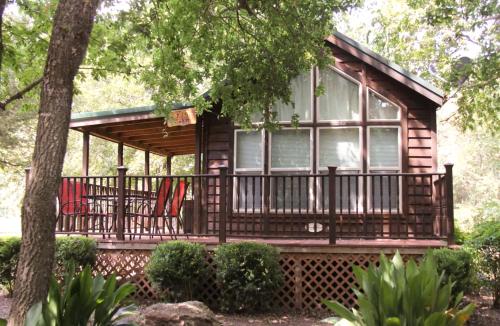 The Fig @ Mendelbaum Winery Guest Cabins - main image