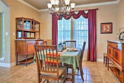 Cozy Scenic Home -2 Mi to Downtown Fredericksburg - image 3