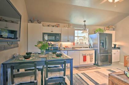 Updated Cabin with Fire Pit - 1 Mile From Downtown! - image 5