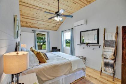 3 Acre's of Luxury and Views in Fred Wine Country! - image 15