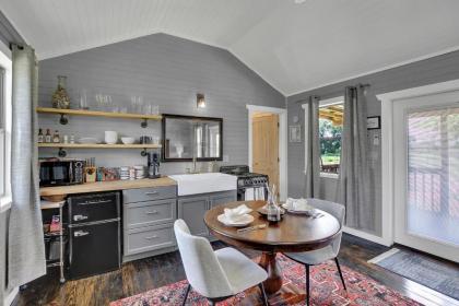 3 Acre's of Luxury and Views in Fred Wine Country! - image 8