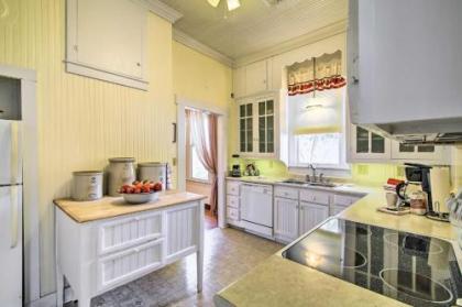 Fredericksburg Escape with Patio Near Downtown! - image 4