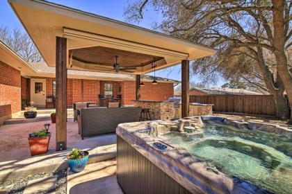 Hill Country Winery Escape with Lavish Backyard