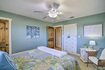 Hill Country Winery Escape with Lavish Backyard - image 16