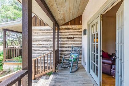 Cabins on Knopp School-Chula Vista Cabin - image 7