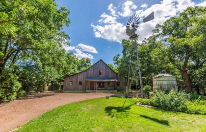 Ada's Peach Street Hideaway - Whole House - image 5