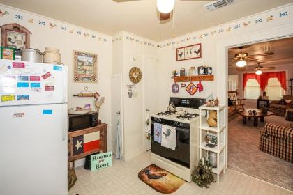 Deannie's Cottage - image 7