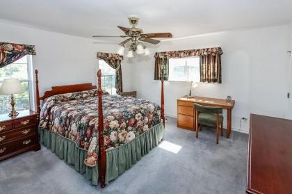 Peaceful Retreat - image 6
