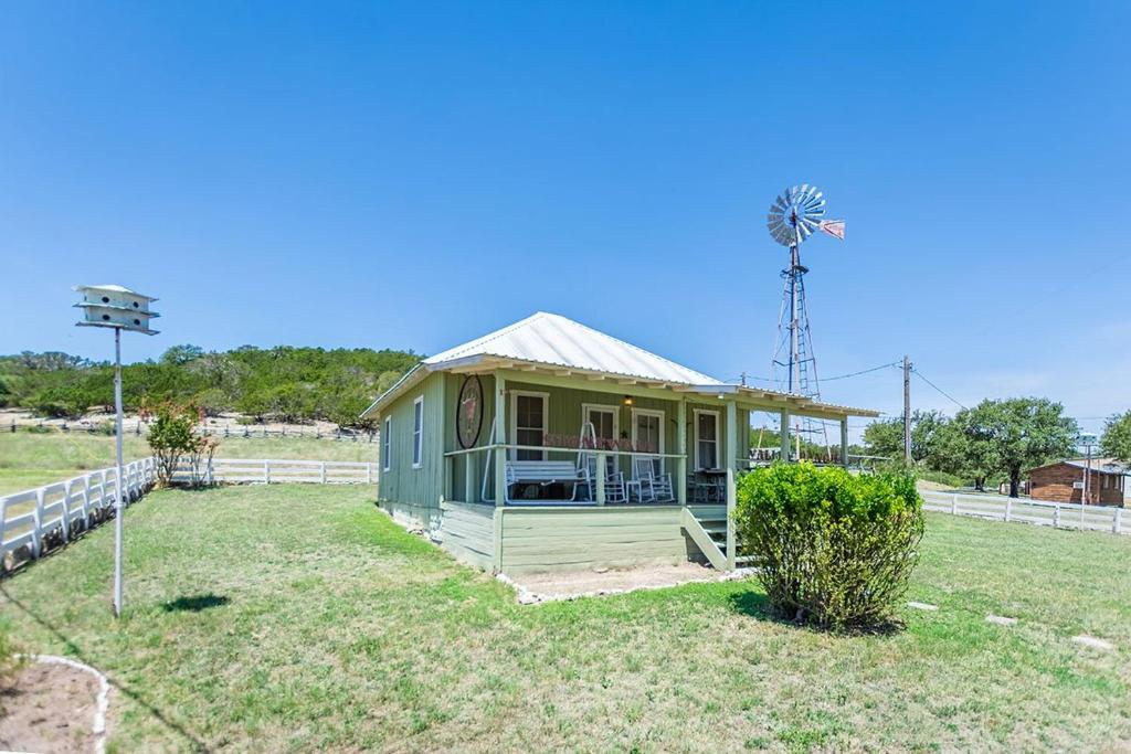 Home on the Range - Guesthouse - image 2