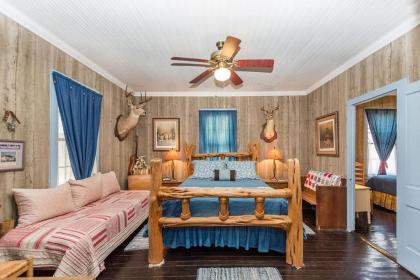 Home on the Range - Guesthouse - image 4