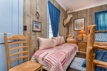 Home on the Range - Guesthouse - image 9