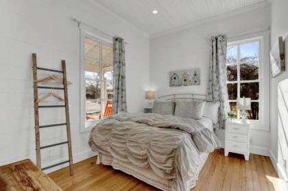 New Charming Home Near Main with Grill and FirePit - image 3