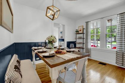 New Gorgeous Home Near Main St with Firepit and Grill - image 8