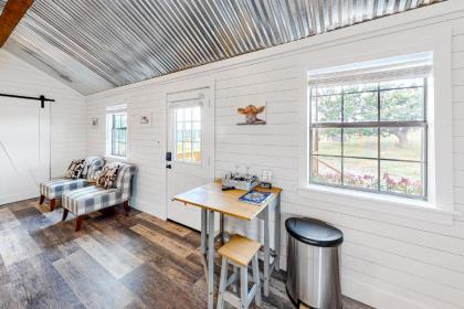 Holy Cow Cottage #1 - image 9