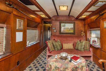 Pullman Train Car - image 10